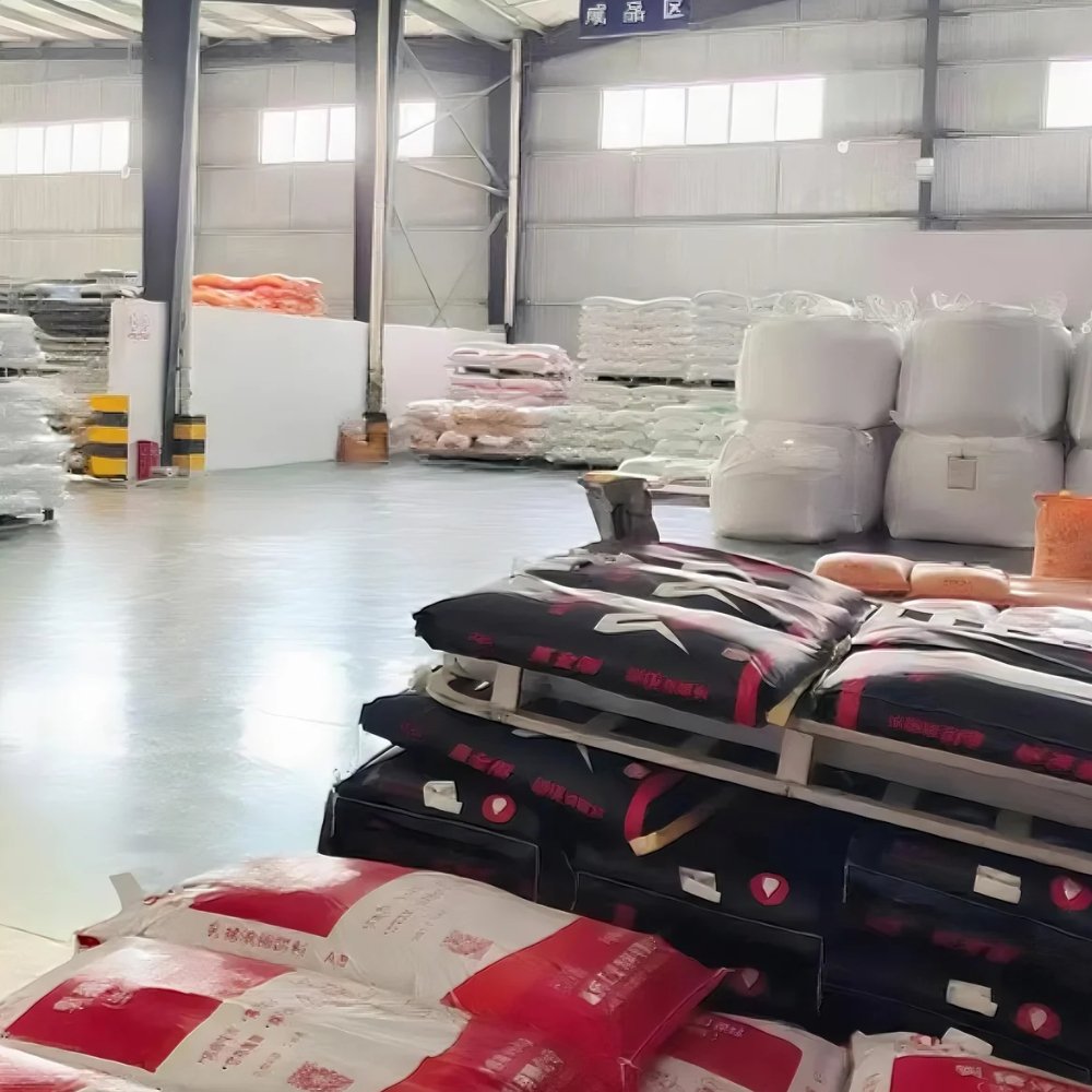 Finished feed warehouse